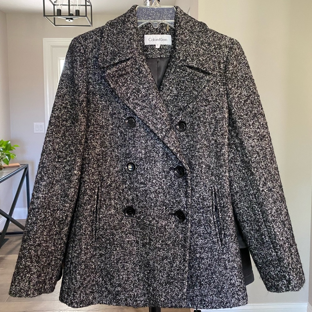 Women’s Calvin Klein Jacket. 2P.